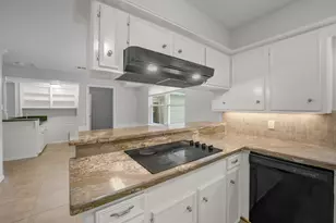 7611 Theisswood Rd, Spring, TX 77379 - Photo 12