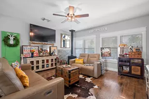 249 Houston St, Anderson, TX 77830 - Photo 10