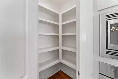 4938 Edison Park Lane, Houston, TX 77081 - Photo 18