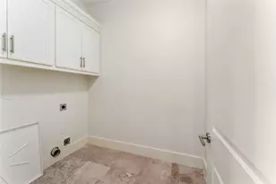 4938 Edison Park Ln, Houston, TX 77081 - Photo 46