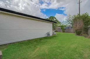 12102 Monticeto Ln, Meadows Place, TX 77477 - Photo 36