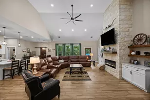 15245 Alchester Ln, Plantersville, TX 77363 - Photo 8
