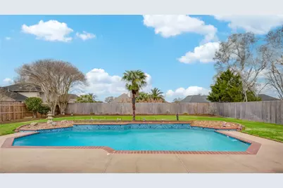 112 Indian Warrior Trail, Lake Jackson, TX 77566 - Photo 30