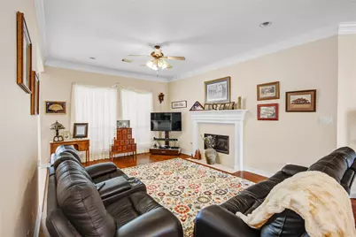 112 Indian Warrior Trail, Lake Jackson, TX 77566 - Photo 8