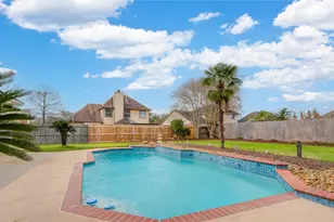 112 Indian Warrior Trail, Lake Jackson, TX 77566 - Photo 36