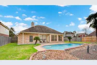 112 Indian Warrior Trail, Lake Jackson, TX 77566 - Photo 34