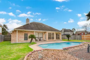 112 Indian Warrior Trail, Lake Jackson, TX 77566 - Photo 34