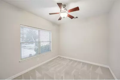 930 Lawrence Street, Houston, TX 77008 - Photo 6