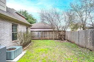930 Lawrence St, Houston, TX 77008 - Photo 26