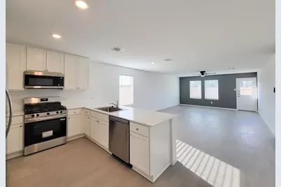 15671 Plum Brook Drive, Conroe, TX 77303 - Photo 14