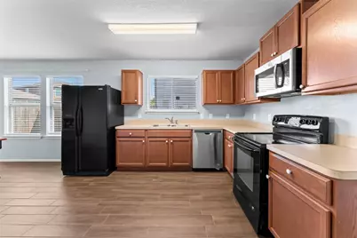 12038 Helvick Crescent Avenue, Houston, TX 77051 - Photo 6