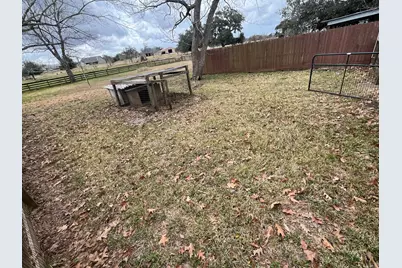 407 Branding Iron Circle, Angleton, TX 77515 - Photo 14