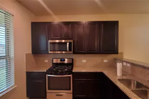 2530 Remembrance Cir, Missouri City, TX 77489 - Photo 6