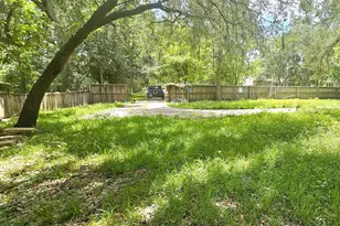 4793 County Rd 288, Angleton, TX 77515 - Photo 14