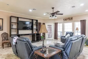 318 Peppertree, Village Mills, TX 77663 - Photo 12