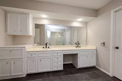 131 Cove Circle, Conroe, TX 77356 - Photo 24