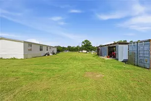 18492 Parker Rd, Cleveland, TX 77328 - Photo 32