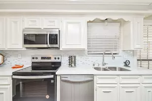 1411 Guadalupe St, Stafford, TX 77477 - Photo 10