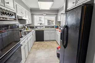 10910 Vanderford Dr, Houston, TX 77099 - Photo 14