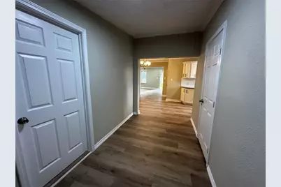 724 N Avenue F, Freeport, TX 77541 - Photo 16