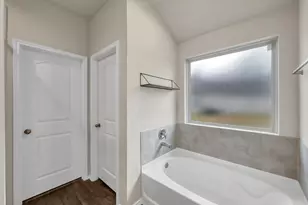 3407 Quiet Gate Lane, Conroe, TX 77301 - Photo 18