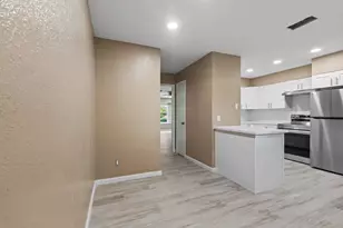 6715 Biggs Ct, Houston, TX 77061 - Photo 10