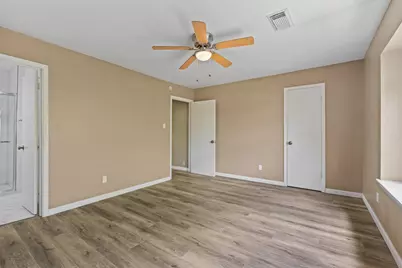 6715 Biggs Court, Houston, TX 77061 - Photo 18