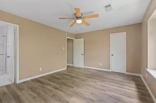 6715 Biggs Ct, Houston, TX 77061 - Photo 18