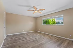 6715 Biggs Ct, Houston, TX 77061 - Photo 14