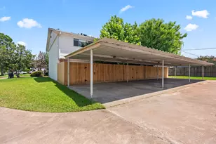 6715 Biggs Ct, Houston, TX 77061 - Photo 22