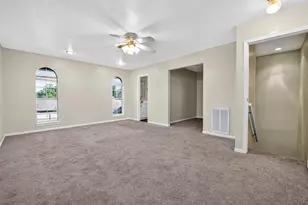 3010 Groton Dr, Houston, TX 77051 - Photo 18