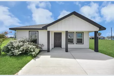 688 Swallow Drive, Palacios, TX 77465 - Photo 2