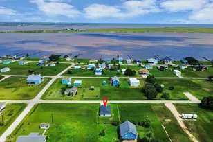 688 Swallow Dr, Palacios, TX 77465 - Photo 44