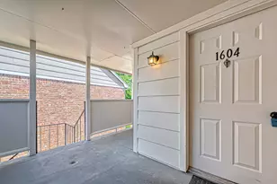 2800 Jeanetta St, Houston, TX 77063 - Photo 6