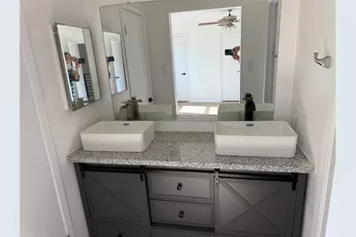 6649 Westwick Drive, Houston, TX 77072 - Photo 18