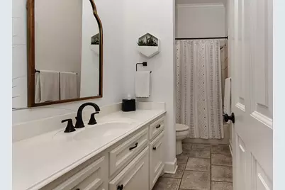 6 Orchard Pines Place, The Woodlands, TX 77382 - Photo 8