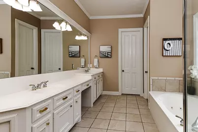 6 Orchard Pines Place, The Woodlands, TX 77382 - Photo 20