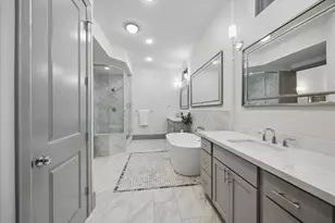 1907 W 25th St, Houston, TX 77008 - Photo 18