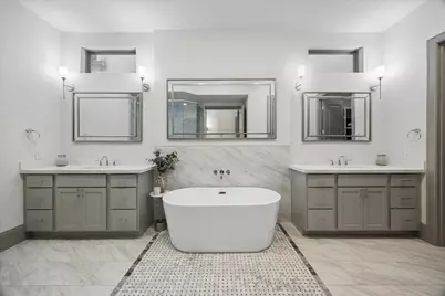1907 W 25th Street, Houston, TX 77008 - Photo 16