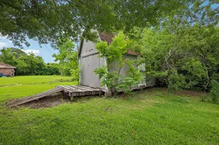 306 S Holmes St, La Porte, TX 77571 - Photo 30