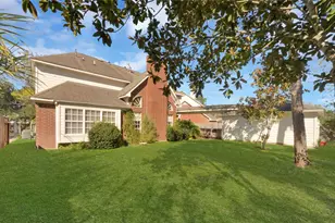 4622 Grand Cayman Dr, Sugar Land, TX 77479 - Photo 6