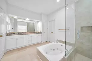 4622 Grand Cayman Dr, Sugar Land, TX 77479 - Photo 32