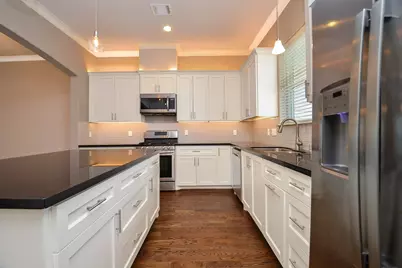 835 Wakefield Drive #A, Houston, TX 77018 - Photo 10