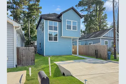 16710 E Forrestal, Montgomery, TX 77316 - Photo 2