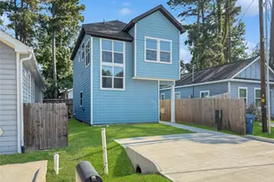 16710 E Forrestal, Montgomery, TX 77316 - Photo 2