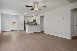 16475 Honeysuckle Hill Dr, Conroe, TX 77303 - Photo 8