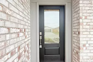 9311 Golden Dorado Ln, Baytown, TX 77521 - Photo 6