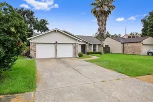 2811 Broad Haven Dr, Houston, TX 77067 - Photo 2