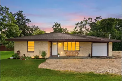 3910 Dickinson Avenue, Dickinson, TX 77539 - Photo 1