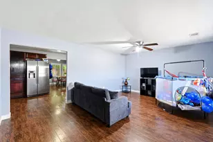 3910 Dickinson Ave, Dickinson, TX 77539 - Photo 12